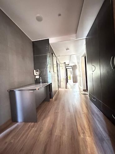 Аренда офисов: Аренда офисов, 175 м², В жилом комплексе, 1 линия — 12