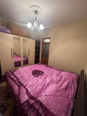 Uzunmüddətli kirayə evlər: Sumqayıt 16 ci mikrorayon Səda marketin yaxınlığında 4 otaq ev kirayə — 9