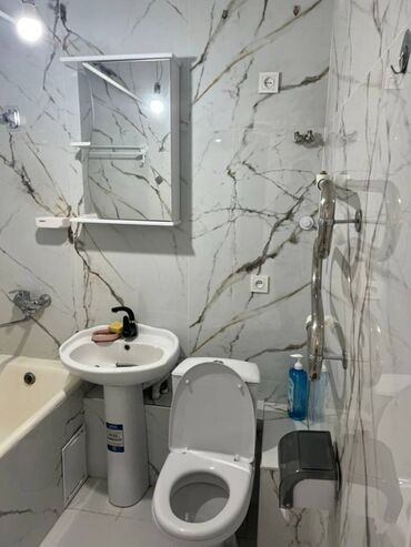 квартира за 10 тысяч в месяц: 1 комната, 32 м², 104 серия, 5 этаж, Евроремонт