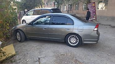 накитка на фит: Honda Civic: 2004 г., Механика, Бензин, Седан — 3