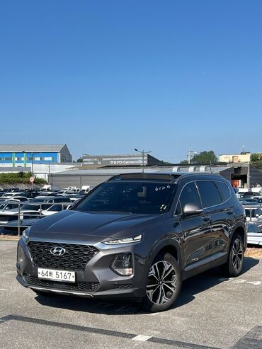 елентра хундай: Hyundai Santa Fe (поколение TM), кроссовер серого цвета. Ключевые