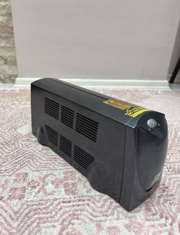 lte wifi modem: Mercury firmasina ait Elite800Pro model UPS. Bütün növ kompüterlerin