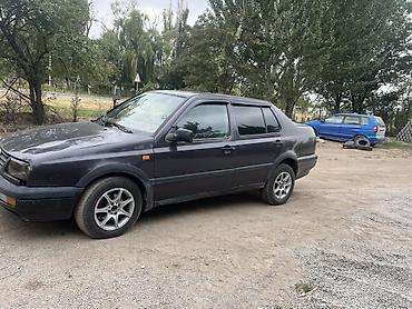 лабавой на ауди: Volkswagen Vento: 1992 г., 1.8 л, Механика, Бензин, Седан — 3