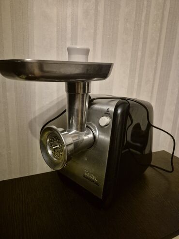 Кухонные вытяжки: Мясорубка Tefal, Б/у