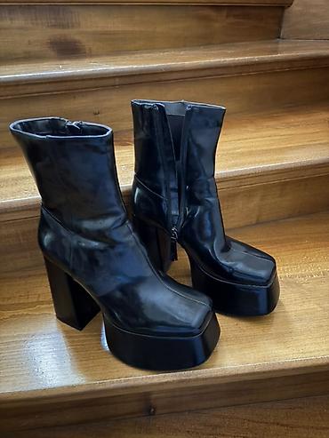 botlar: Bershka, Ölçü: 38, rəng - Qara, Yeni — 2