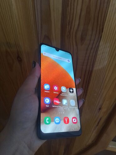 telefonlar 20 manat: Samsung Galaxy A52, 128 GB, rəng - Qara, Barmaq izi, İki sim kartlı