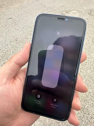 Apple iPhone: IPhone X, Sierra Blue, Qırıq — 8