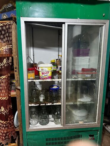 soyuducu satılır: Soyuducu super işləyir vəziyyətdədir yer olmadığı üçün satılır