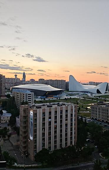 Квартиры: 3 комнаты, Новостройка, м. Гянджлик, 140 м² — 1