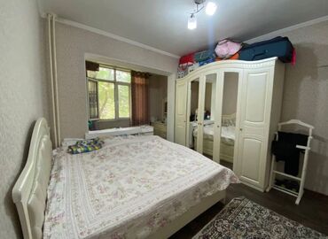 продается квартира новопавловка: 2 бөлмө, 50 кв. м, 105-серия, 3 кабат, Дизайнердик ремонт