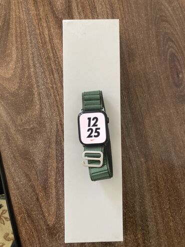 Apple Watch: Apple Watch 7 45mm green Часы в идеале 💯 никаких сколов