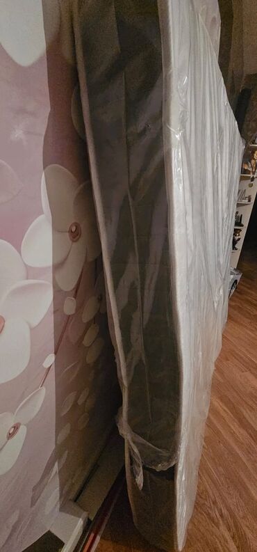 xonca şekilleri: Ikili çarpayı üçün matrass - Ölçü: təxmini 160×200 sm (şəkildən