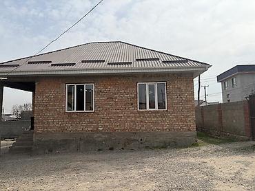 Продажа коттеджей и домов: Продаётся дом в Арча бешик Участок: 6 соток Коммуникации все — 1