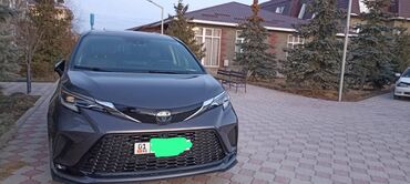 самая дорогая машина в кыргызстане: Toyota Sienna: 2021 г., 2.5 л, Автомат, Гибрид, Минивэн