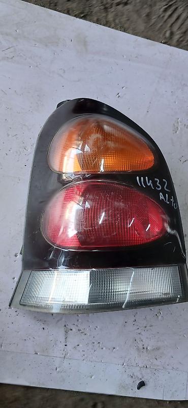 задний стоп 124: Задний левый стоп-сигнал Suzuki 1999 г., Б/у, Оригинал, Япония — 2