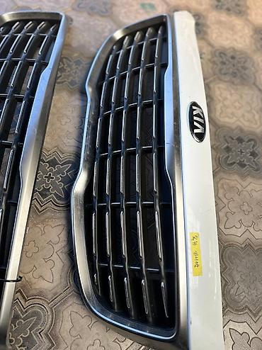 cr kai: Решетка радиатора Kia 2019 г., Б/у, Оригинал — 2