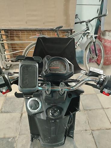Motonəqliyyat: Şəhər içi sürüş və çatdırılma üçün praktik skuter - Güclü ön farlar — 3