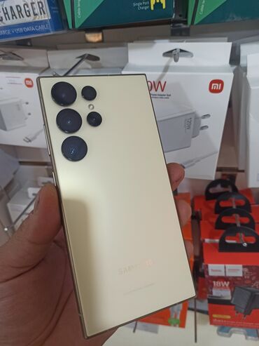 скупка сломанной техники: Samsung Galaxy S24 Ultra, Б/у, 256 ГБ, цвет - Желтый, 1 SIM, eSIM