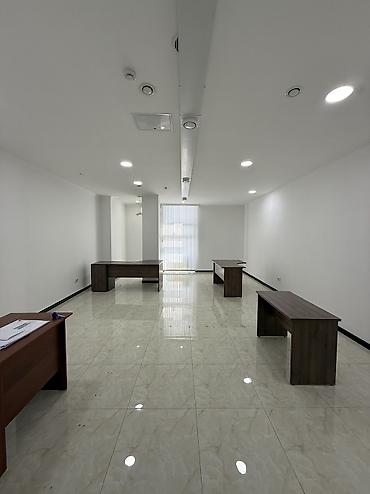 фурманова 23: Аренда офисов, 42 м², В бизнес центре, С видом на горы, 1 линия, С системой безопасности — 4