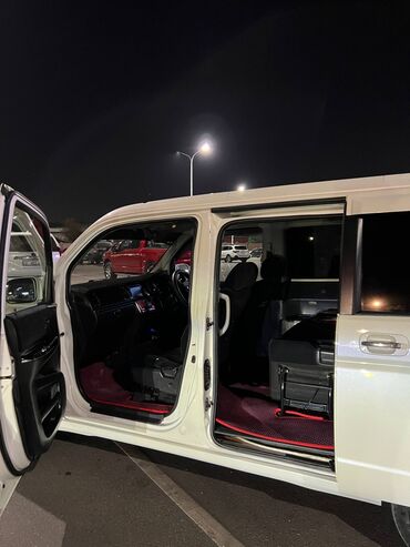 авторынок бишкек хонда степвагон: Honda Stepwgn: 2003 г., 2 л, Автомат, Бензин, Вэн/Минивэн