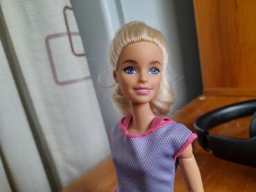 детские куклы: Кукла Barbie Made to move Оригинальная Барби в отличном