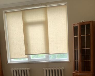 рулонные шторы на пластиковые окна цена: Ролл-шторы, или рулонные жалюзи — один из самых практичных и простых
