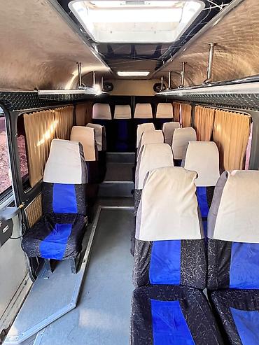 скутер с багажником: Volkswagen : 2003 г., 2.2 л, Механика, Дизель, Бус — 5