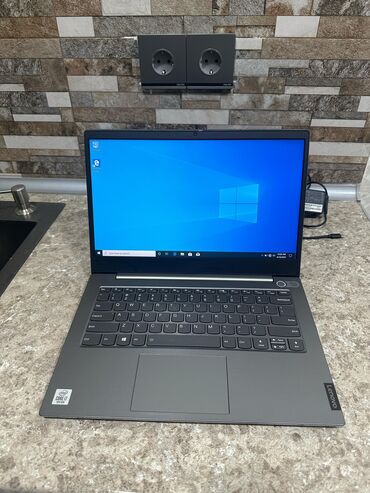 notbuk çantası: AMD A4, 16 "