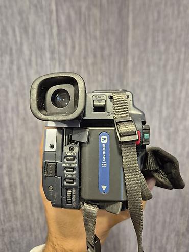 Видеокамеры: Sony Digital8 Handycam videokamera — model DCR-TRV140E (PAL) — 2