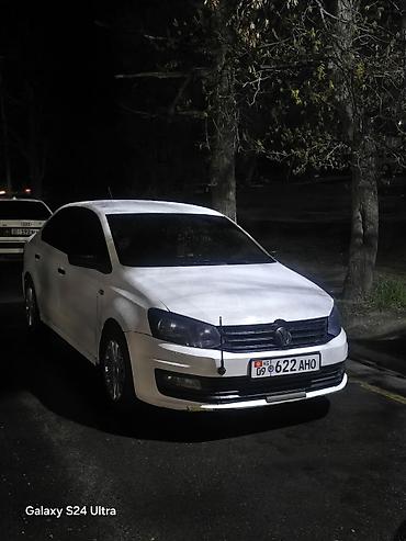 фольксваген 2: Volkswagen Polo: 2015 г., 1.6 л, Механика, Бензин, Седан — 1