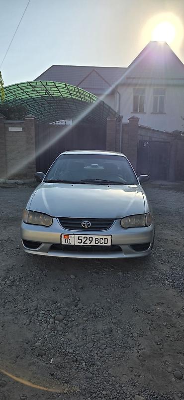 Toyota Corolla: 2000 г., 1.8 л, Автомат, Бензин, Седан