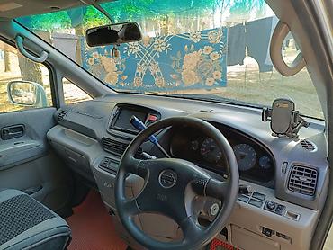 reno megan: Nissan Serena: 2001 г., 2 л, Вариатор, Газ, Универсал — 7