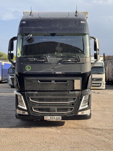 Прицепы и полуприцепы: Прицеп, Volvo, Шторный, от 12 т, Б/у