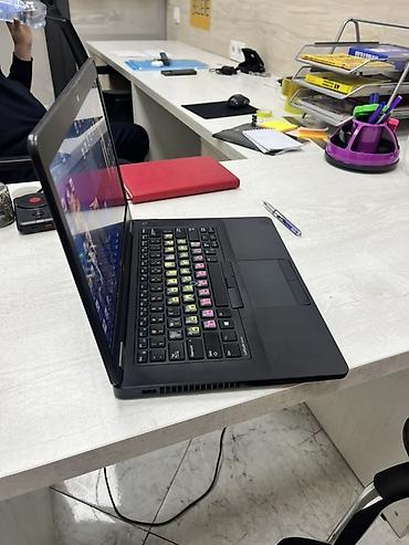 dell i3: Dell Latitude E5470— надежный офисный ноутбук в прочном корпусе. 4-6 — 2