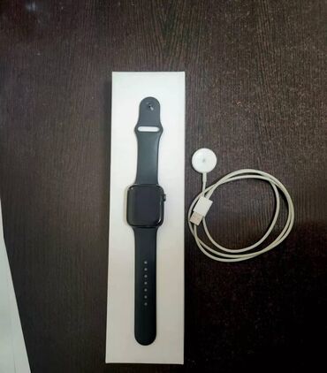купить умные часы в бишкеке: Apple watch 6 series 44ml
полный комплект состояние 5/5