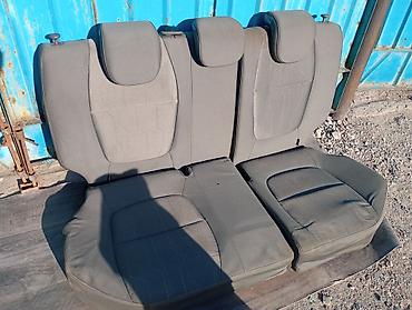 сувенирные подушки: Заднее сиденье, Кожа, Kia 2020 г., Б/у, Оригинал, Корея — 5