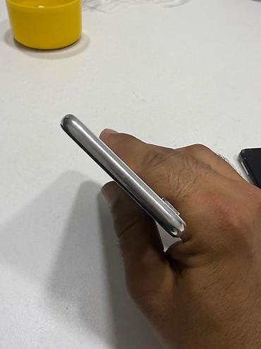 x iphone: IPhone X, 64 GB, Ağ, Face ID — 7