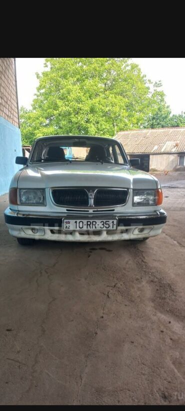QAZ: QAZ 3110: 2.4 l | 2001 il 266700 km Sedan