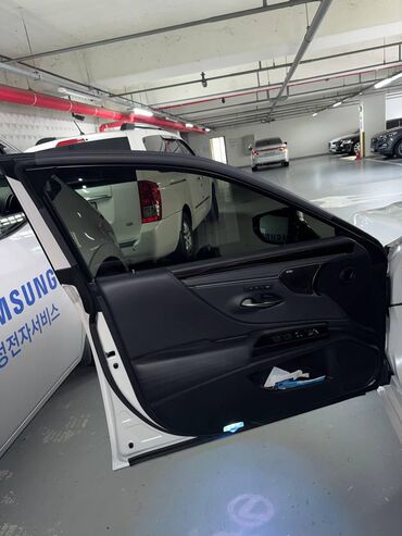 Lexus: Lexus ES: 2019 г., 2.5 л, Вариатор, Гибрид, Седан at lalafo.kg — 10 Lexus: Lexus ES: 2019 г., 2.5 л, Вариатор, Гибрид, Седан — 10