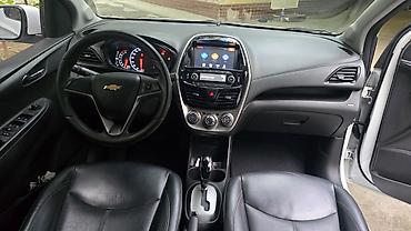 Chevrolet: Chevrolet Spark: 2017 г., 0.1 л, Вариатор, Бензин, Хэтчбэк — 10