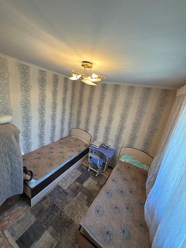 Продажа коттеджей и домов: 🏡 **Бишкек, ж/м Арча-Бешик** 🏠 Дом, 4 комнаты 📐 Площадь: 100 м² 🌳 — 7