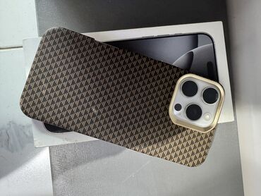 телефон х: IPhone 16 Pro Max, Б/у, 256 ГБ, White Titanium, Зарядное устройство, Защитное стекло, Чехол, 100 %