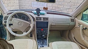 Digər avtomobillər: Satılır: yüngül minik avtomobili Əsas xüsusiyyətlər: - Kuzov: sedanın — 5