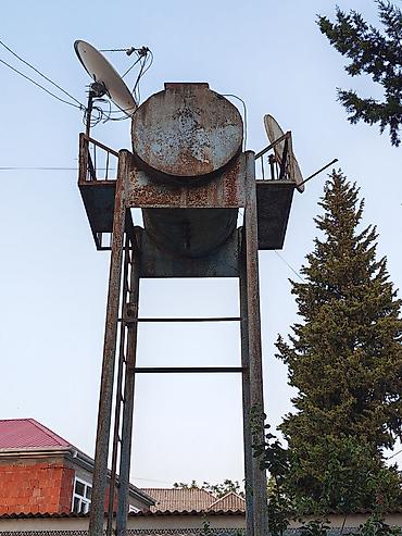 Baklar və çənlər: Bak, Metal, 5000 l l, İşlənmiş, Ünvandan götürmə — 1
