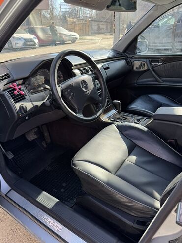 Mercedes-Benz: Mercedes-Benz E-Class: 2001 г., 3.2 л, Автомат, Бензин, Седан — 3