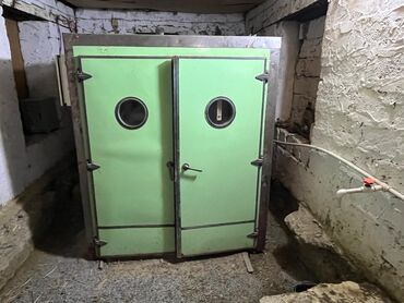 ПО для бизнеса: Sənaye tipli qəfəsli inkubator və çıxım şkafları 18000+5000 inkubatpr