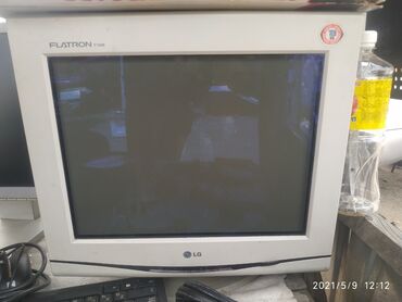 lg flatron f700p: Монитор, LG, Б/у, 18" - 19"