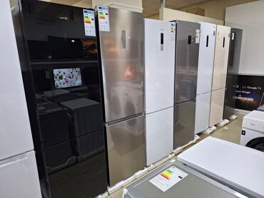 Холодильники: Холодильник LG, Новый, Двухкамерный, Total no frost, 90 * 210 * 70, С рассрочкой