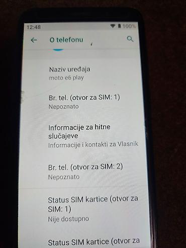 Motorola: Motorola pametni telefon (Android) Telefon je potpuno ispravan dual — 4