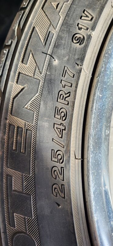 Шины: Шины 225 / 45 / R 17, Лето, Б/у, Комплект, Легковые, Япония, Bridgestone